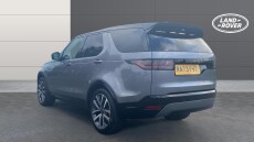 Land Rover Discovery 3.0 D300 Dynamic SE 5dr Auto Diesel Station Wagon